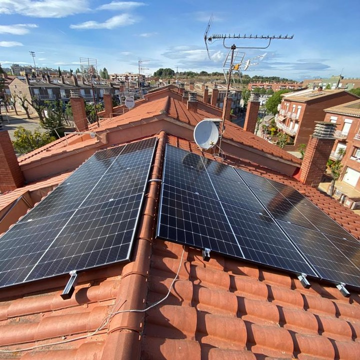 Instalación solar fotovoltaica para autoconsumo en Sant Sadurní d’Anoia